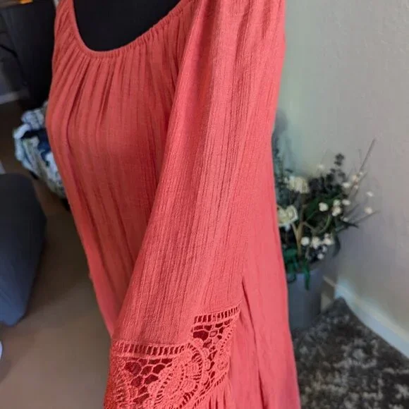 Indigo Rose Dress - Size 3X-, Shift Style, 3/4 Sleeve, Ruffle Detail,Knee Length - Picture 3 of 7